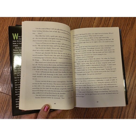 Maze Runner Book One of the Maze Runner Series Hardcover by James Dashner 2009 - Picture 9 of 11